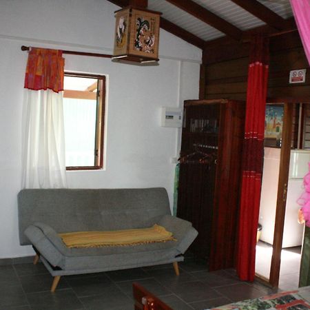 Villa La kaz créole 2 Bouillante Exterior foto